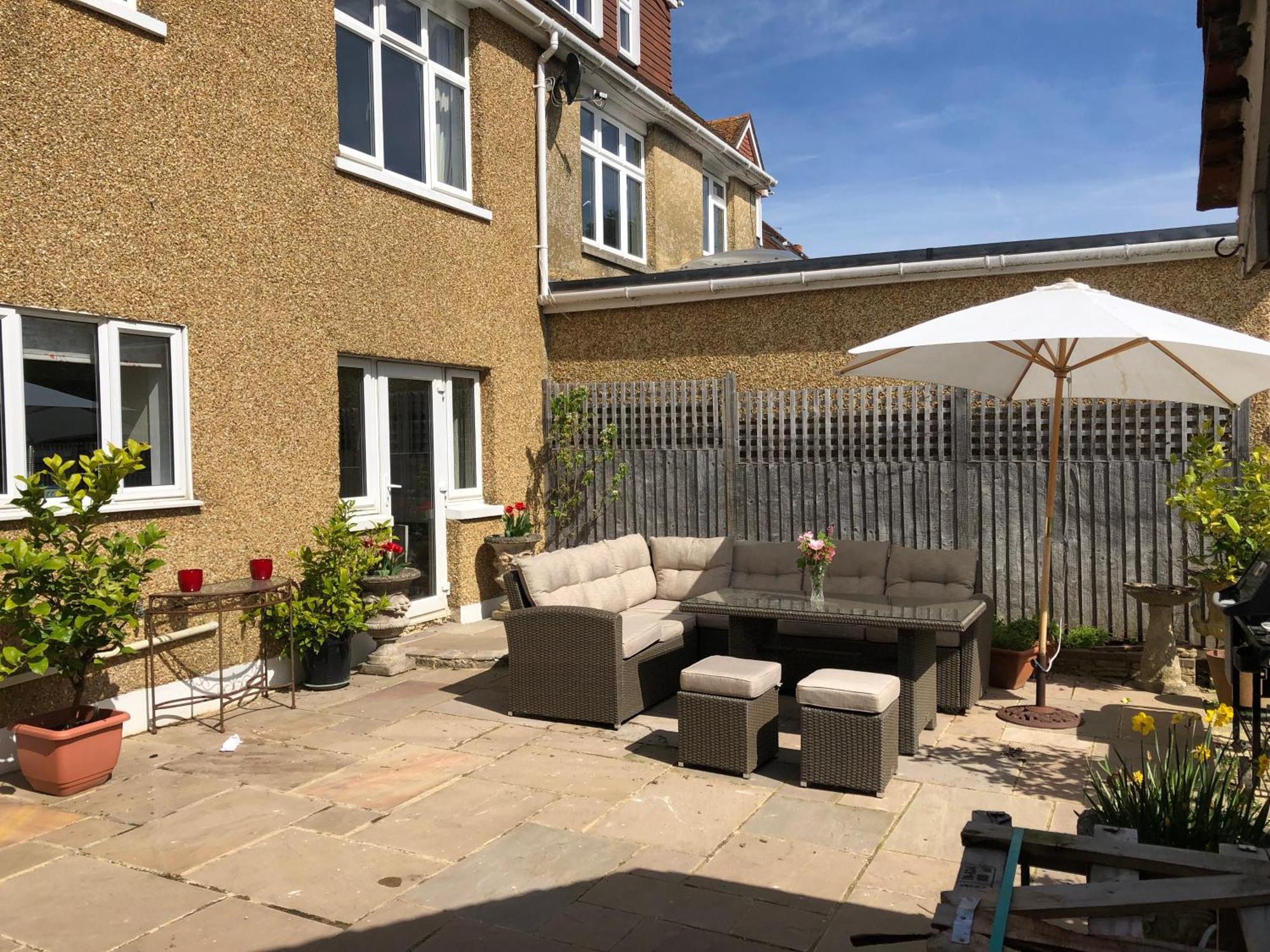Вилла Residential 3 Bed House Harnham Солсбери Экстерьер фото